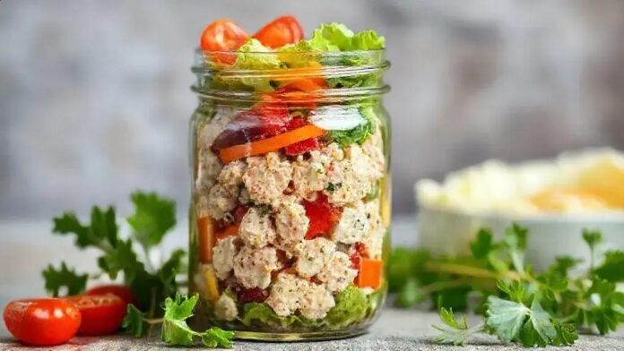 Salada de atum light em potinho